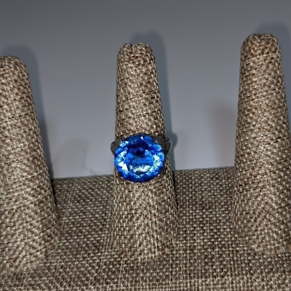 Blue Sapphire Silver Cocktail Ring - Picture 6 of 7